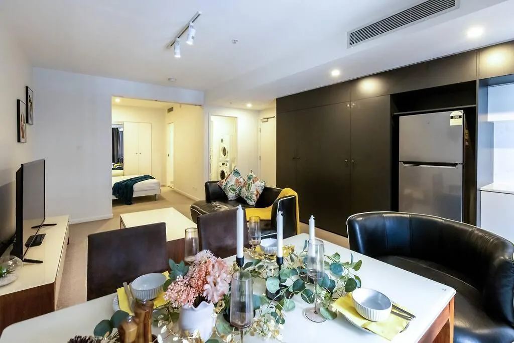 Stylish 1Br Apt W Infinite Pool In South בריסביין 0*,  אוסטרליה