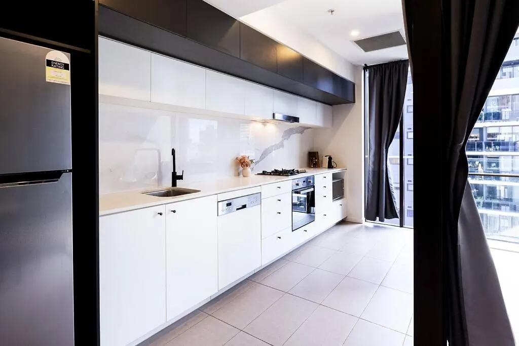 דירה Stylish 1Br Apt W Infinite Pool In South בריסביין