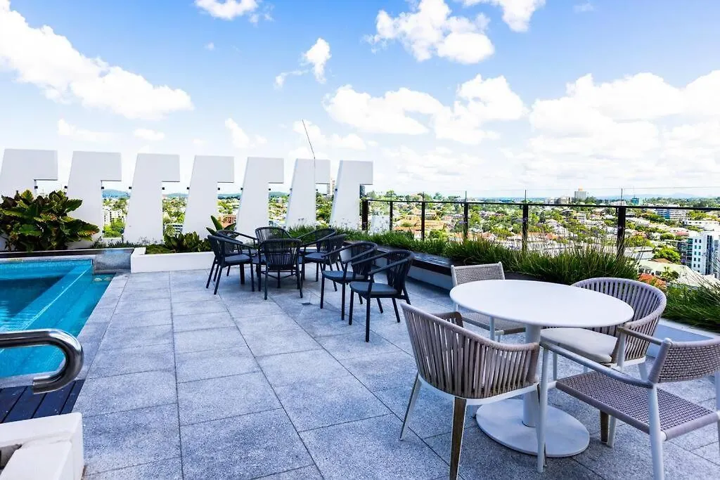 Stylish 1Br Apt W Infinite Pool In South בריסביין 0*,